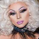Kinky Trans Ready For Wet And Wild Watersports Fun With You.